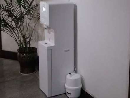 ���Ӱ��b�ܾ�ֱC(j��)